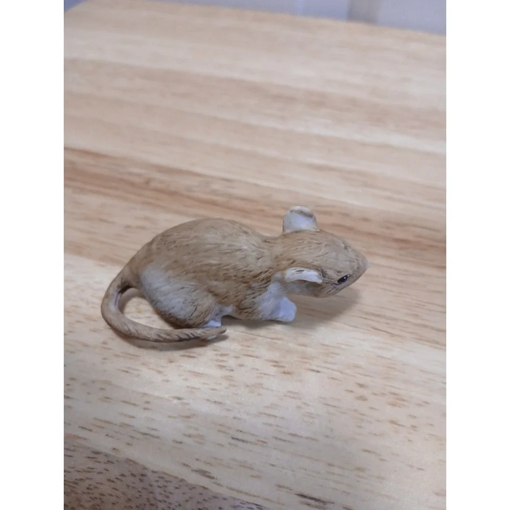 Little Critterz Mouse Kangaroo Rats Set of 2 Ceramic Brown Mice